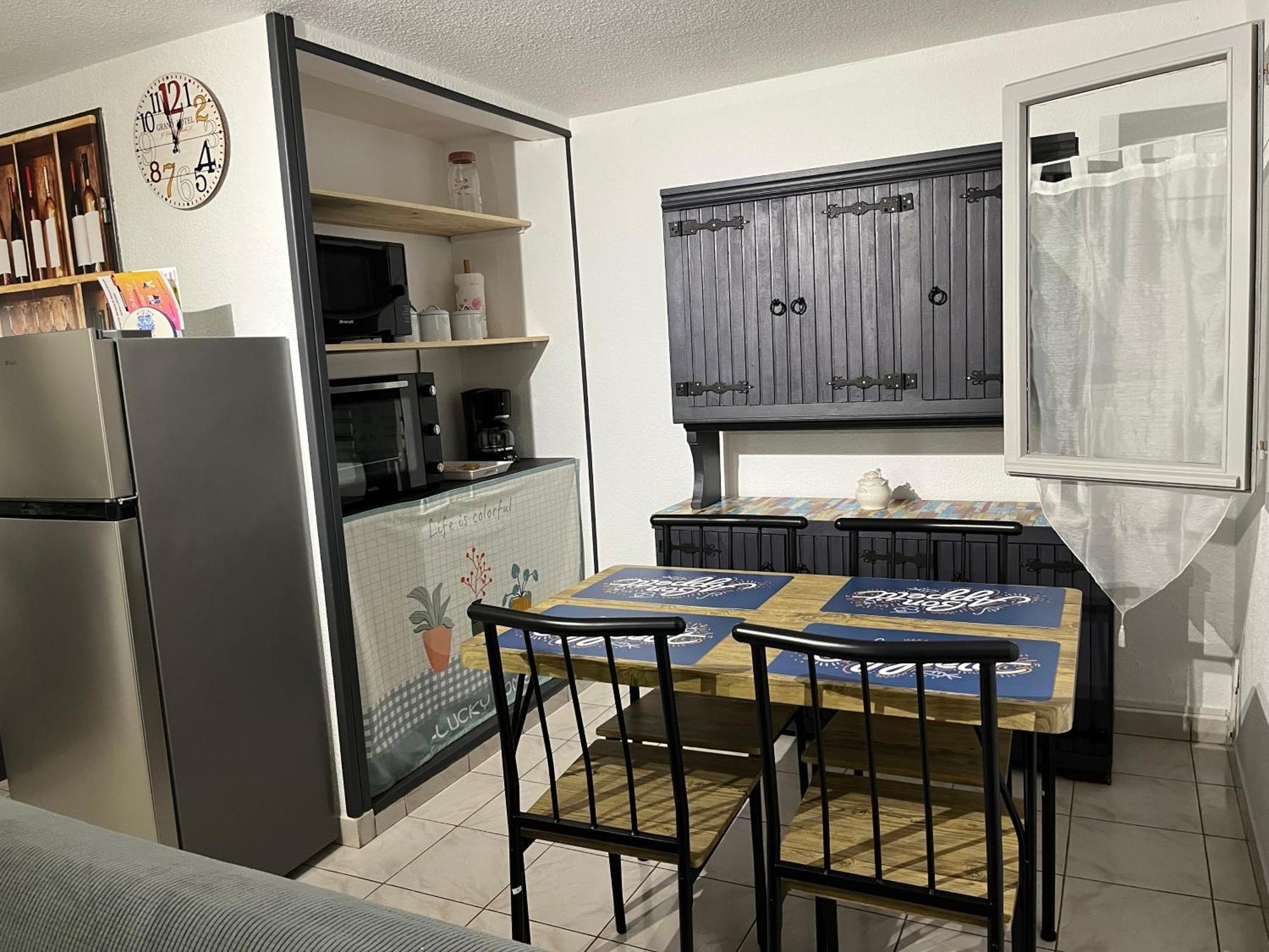 Ferienhaus La Casita A La De Lili Gruissan